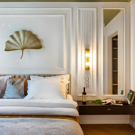Apartment Fragola Old Town