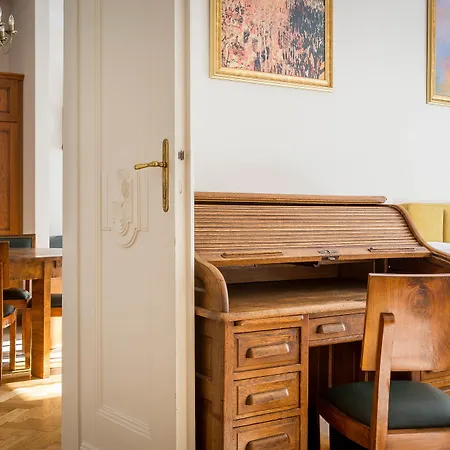 Fragola Old Town Apartmán *