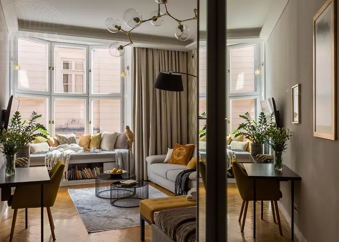 Fragola Old Town Apartment