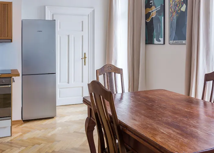 Fragola Old Town Apartment *